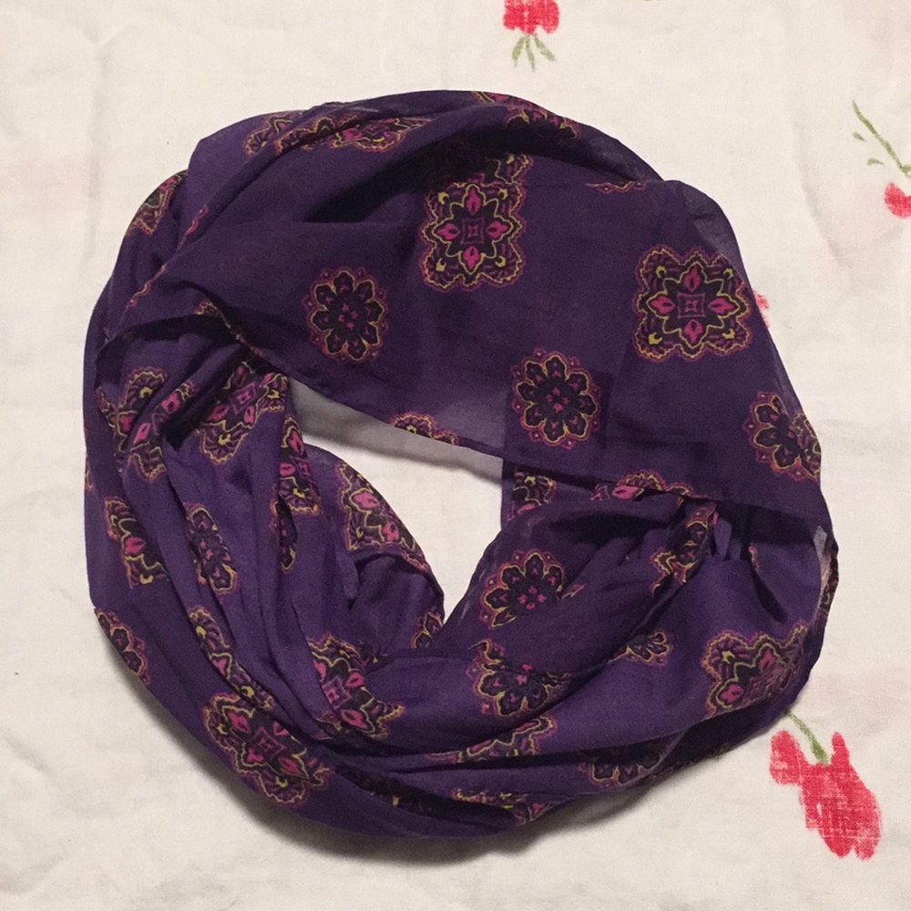 Aerie Infinity Scarf